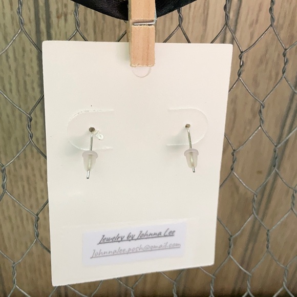 🛍️Black & Cz Butterfly Raindrops 🛍️3 for $13🛍️ SALE!! - Picture 4 of 4